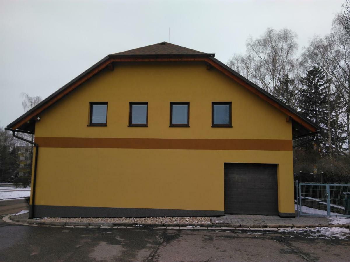 Vinoteka "U Kozu" Hotel Nove Mesto nad Metuji Exterior photo